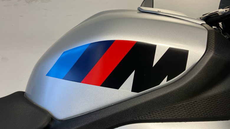 BMW M 1000 R (25MY)